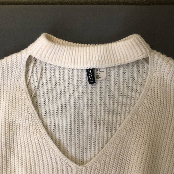 H&M Sweater - Picture 5 of 7
